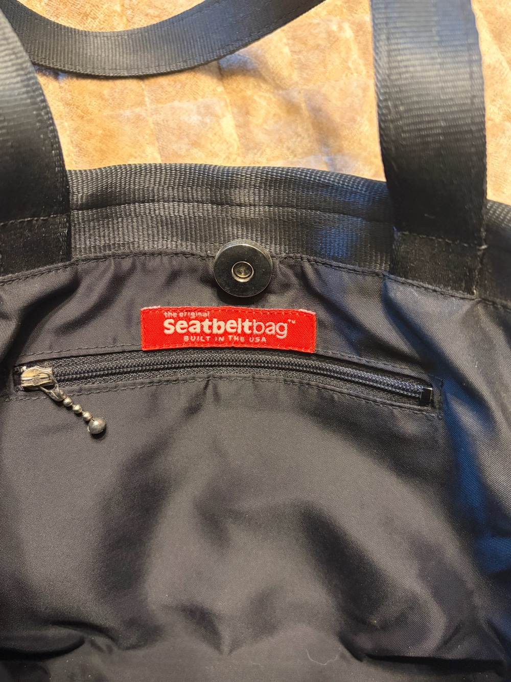 Harvey’s Seatbelt Black Mini Tote Bag - Picture 3 of 4